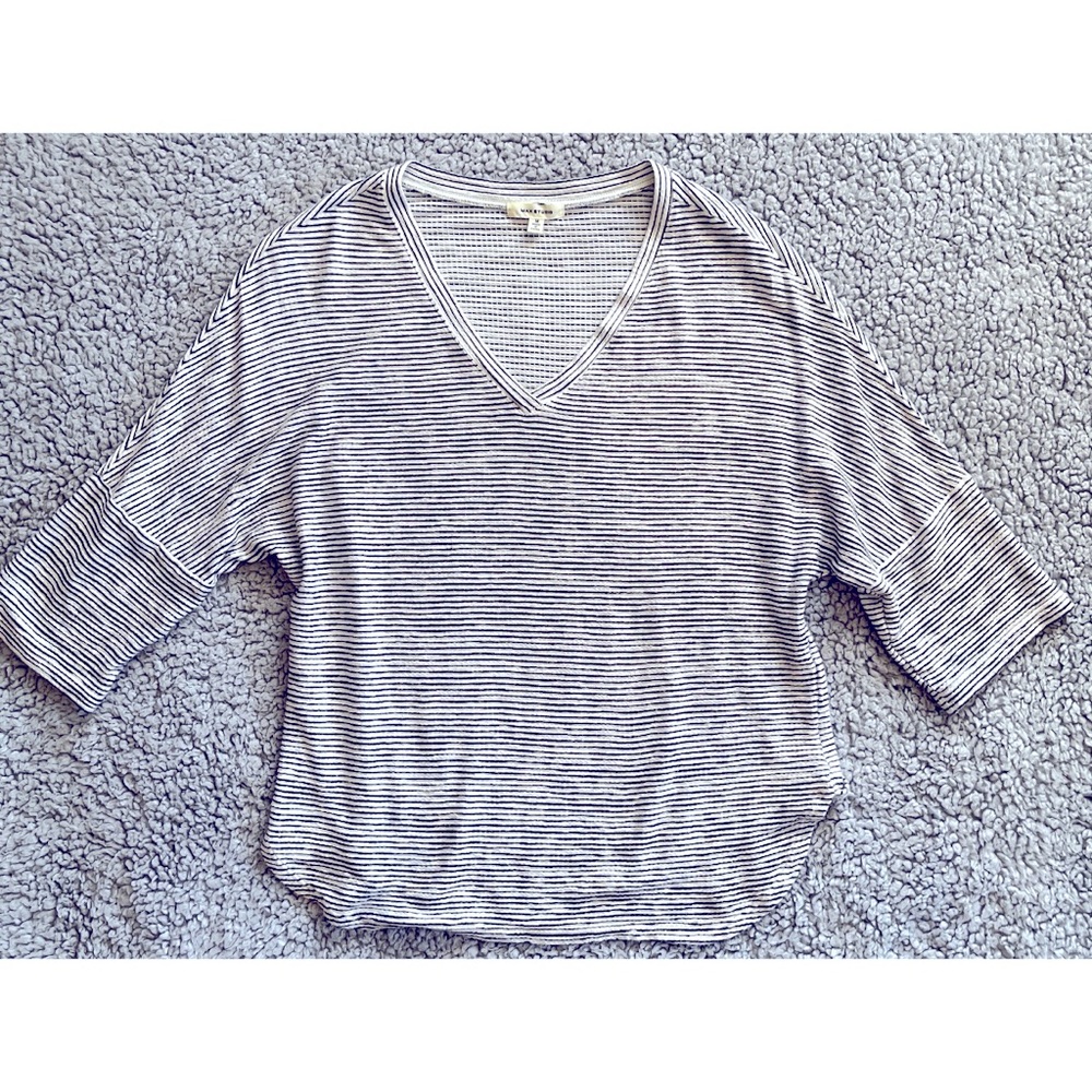 Max Studio Medium Black & White Striped Short Sleeve Top. - Picture 1 of 8